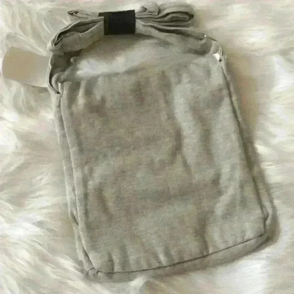 ⚡️ 3 for $10 ⚡️Collegiate Sweater Crossbody - Picture 2 of 5